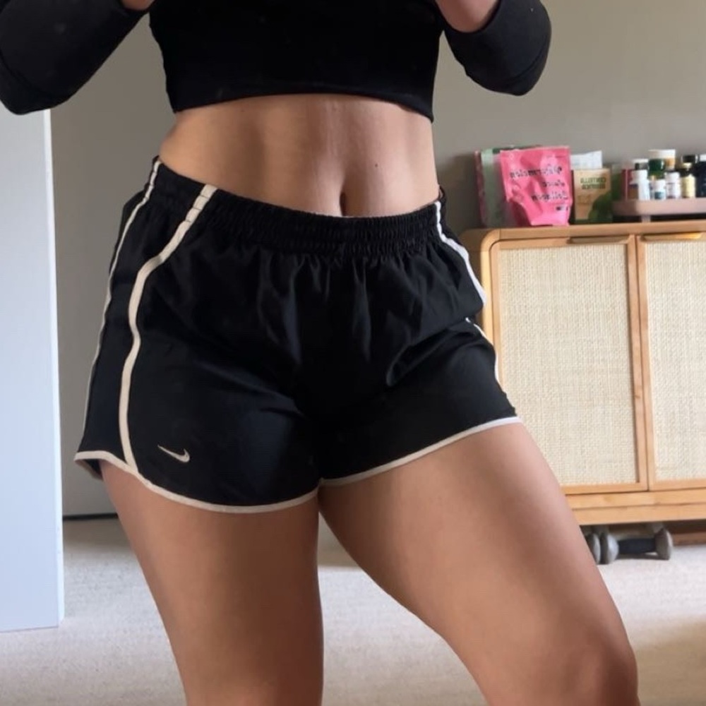 black and white nike workout shorts